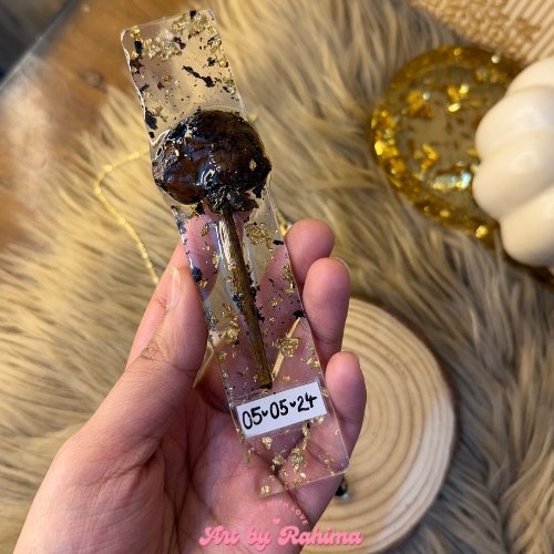 Resin bookmark with full preserved rose